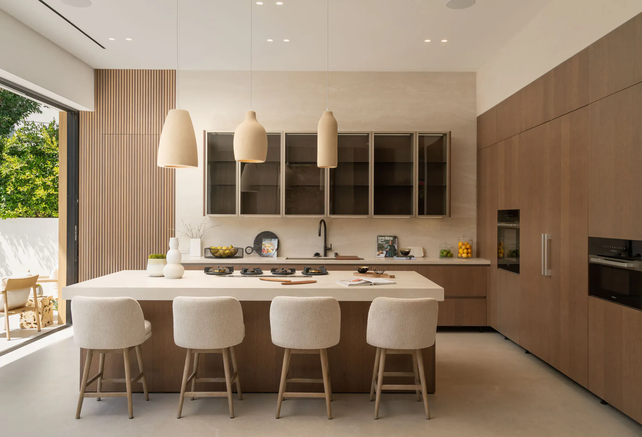 Meridith-Baer-Home-Home-Staging-Luxury-Homes-Kings-Modern-Retreat-Kitchen